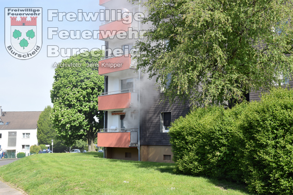Wohnungsbrand im Mai 2019 insgesamt 52 Feuer mussten 2019 gelöscht werden Foto Jens Knipper Feuerwehr Burscheid