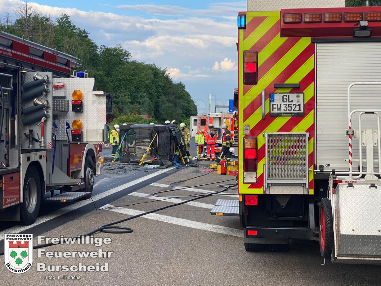 Verkehrsunfall 03. Juni 2021 auf der A1 bei Burscheid