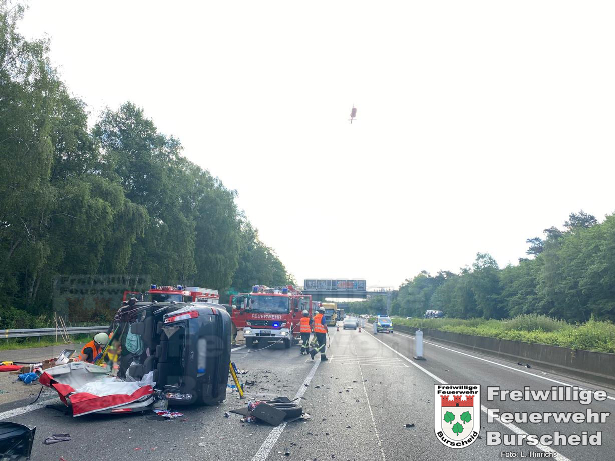 Verkehrsunfall 03. Juni 2021 auf der A1 bei Burscheid